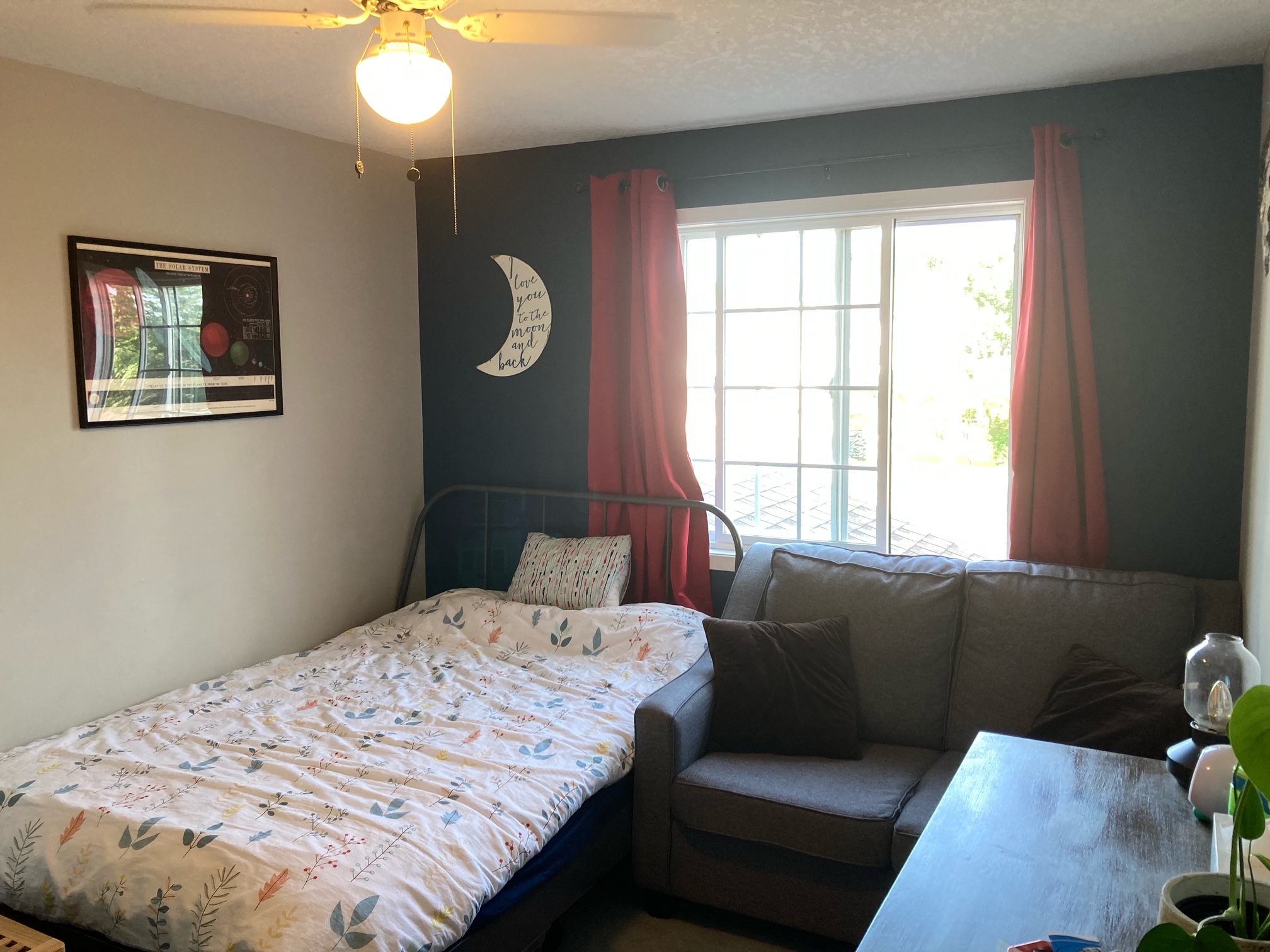 2nd bedroom