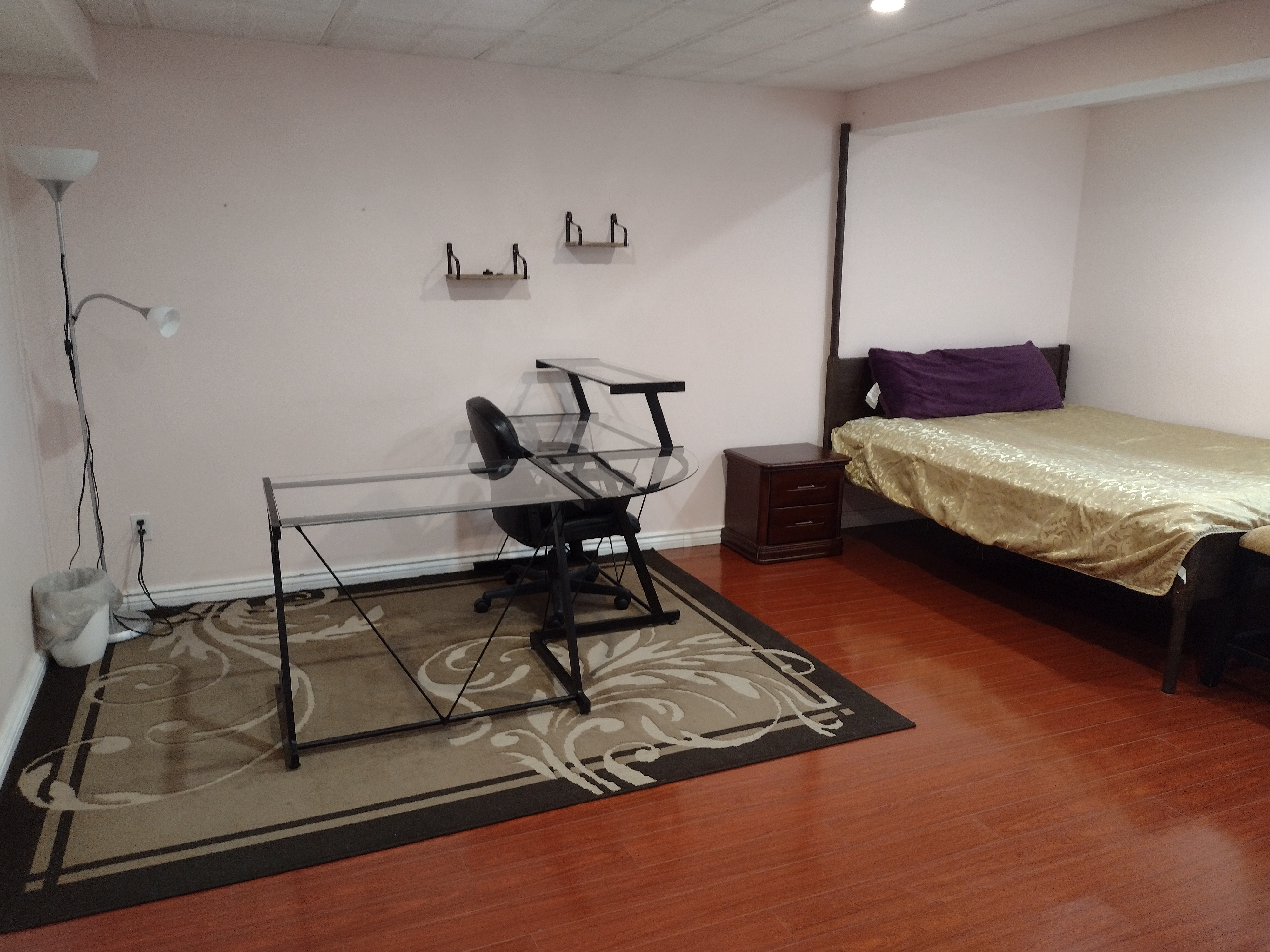 room 1.jpg